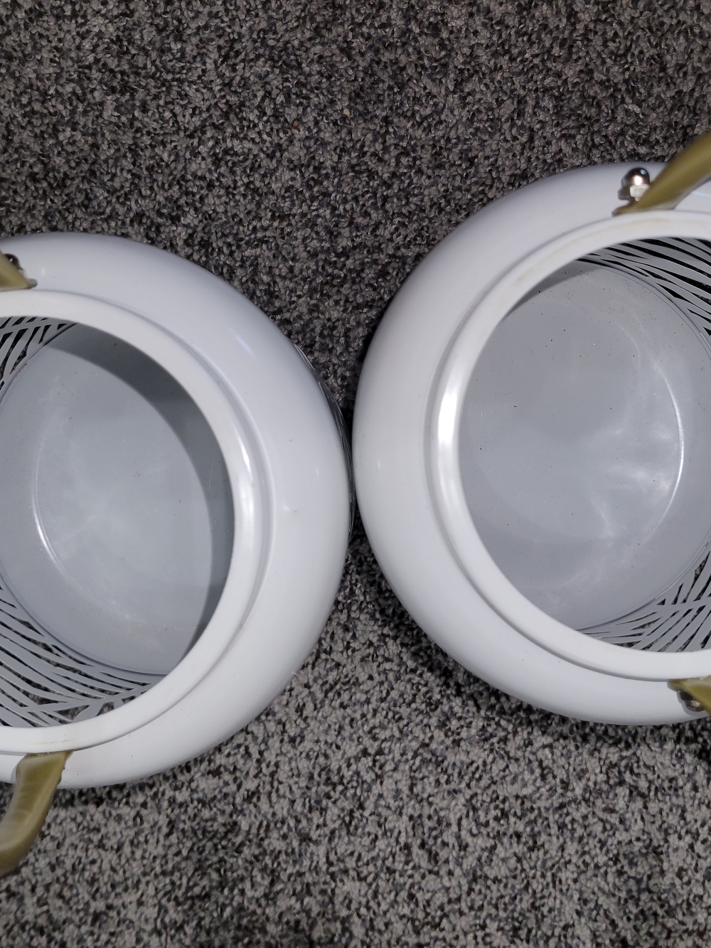 2 White Cutout Leaf Metal Lanterns with Gold Handle - Home Accents - Picture 2 of 5